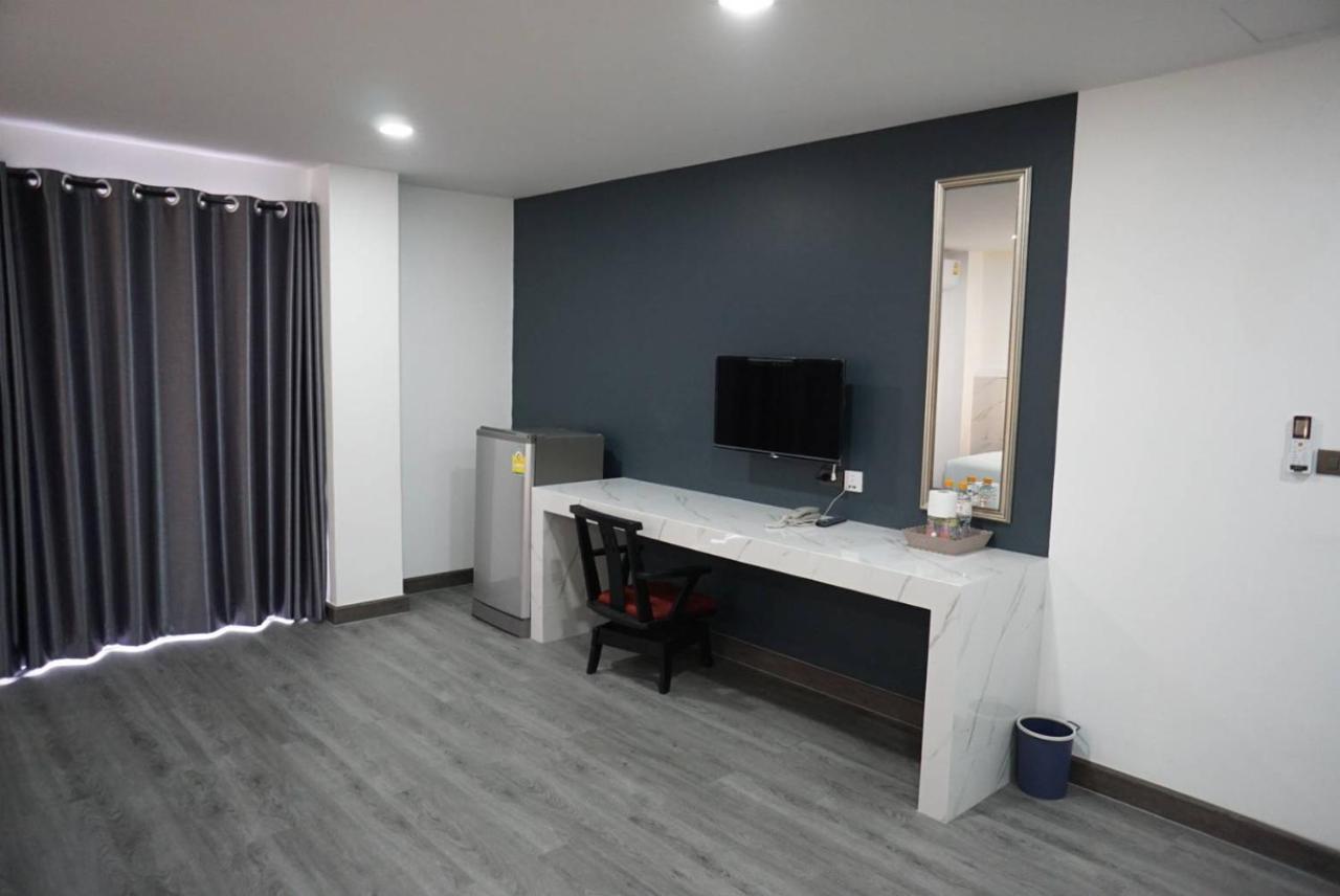 Prinn Hotel Rayong Exterior photo