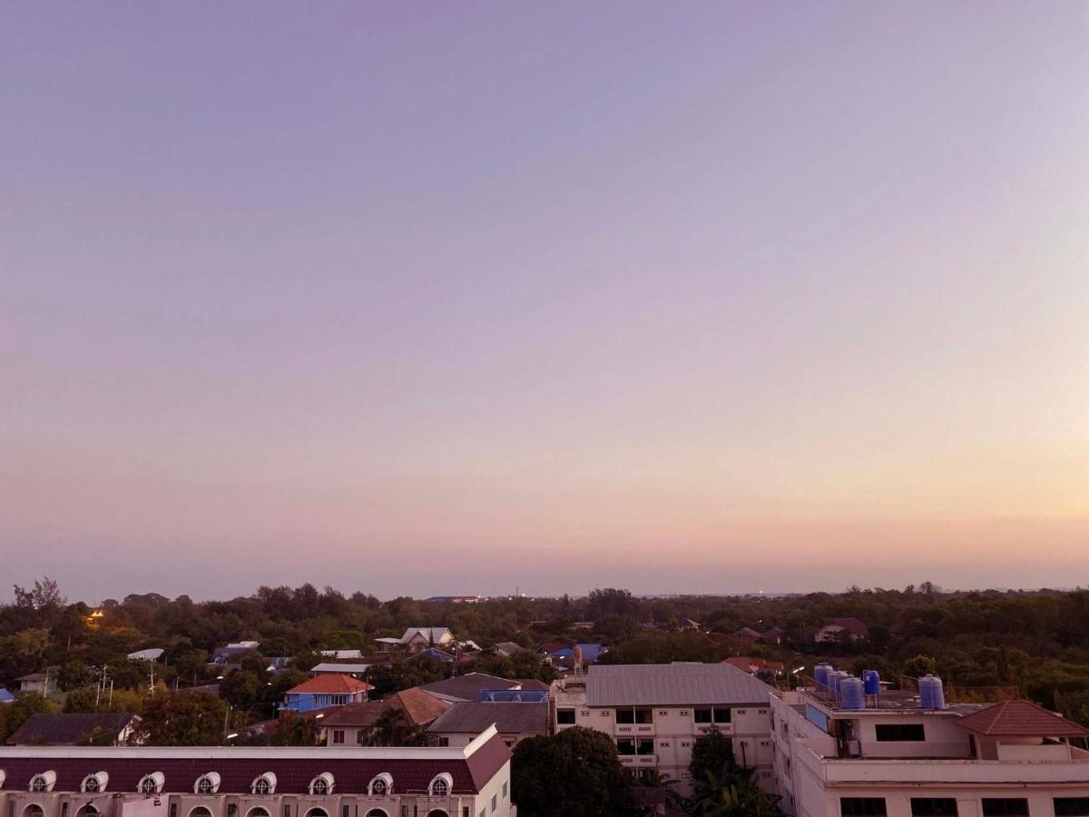 Prinn Hotel Rayong Exterior photo